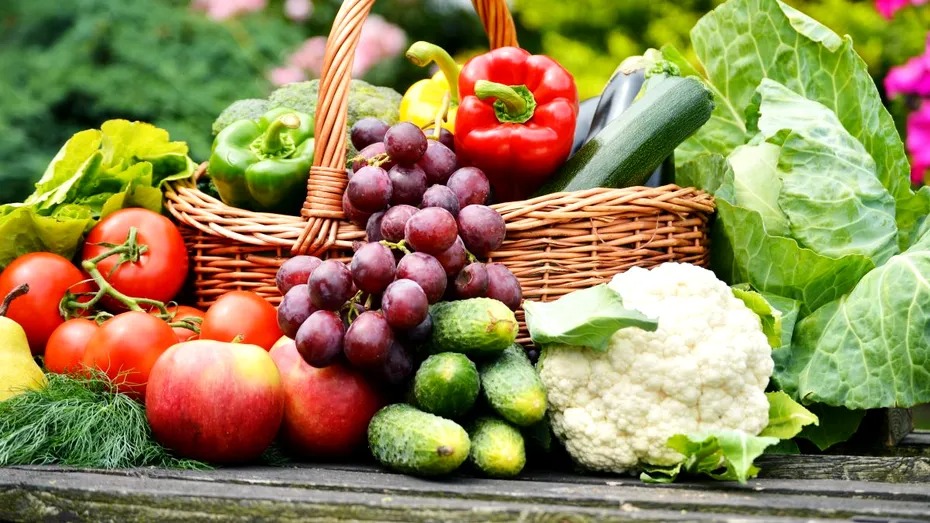Consumul de multe fructe vă poate ajuta să vă scădeți tensiunea arterială